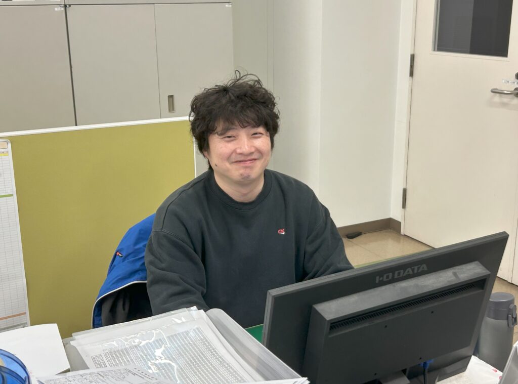 先輩社員04